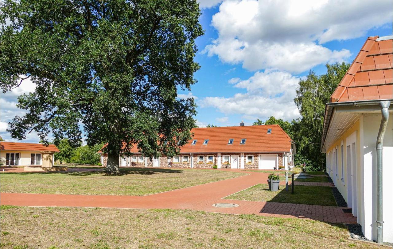 Lovely Apartment In Passow Ot Charlottenho Zahren ภายนอก รูปภาพ